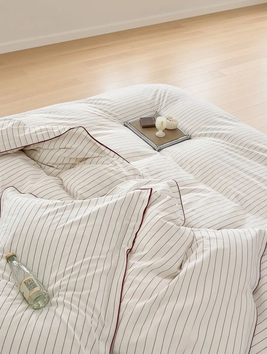 Scandinavian Striped Cotton Overlock Bedding Set